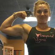 Teen muscle girl Bodybuilder Carly
